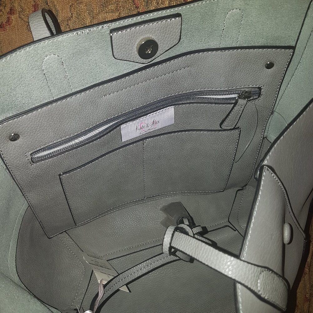 Tote - Picture 2 of 6